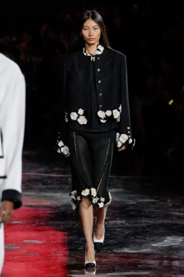 MjE4MjY0MzU1NDg4MTQ3Mjky