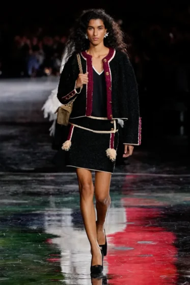 MjE4MjY0MzU2MDI1MjgwMzQ4